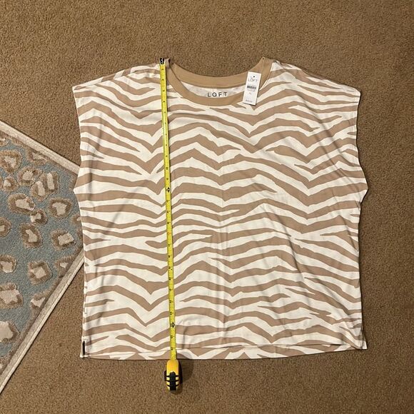 Loft neutral zebra striped top - Picture 5 of 6
